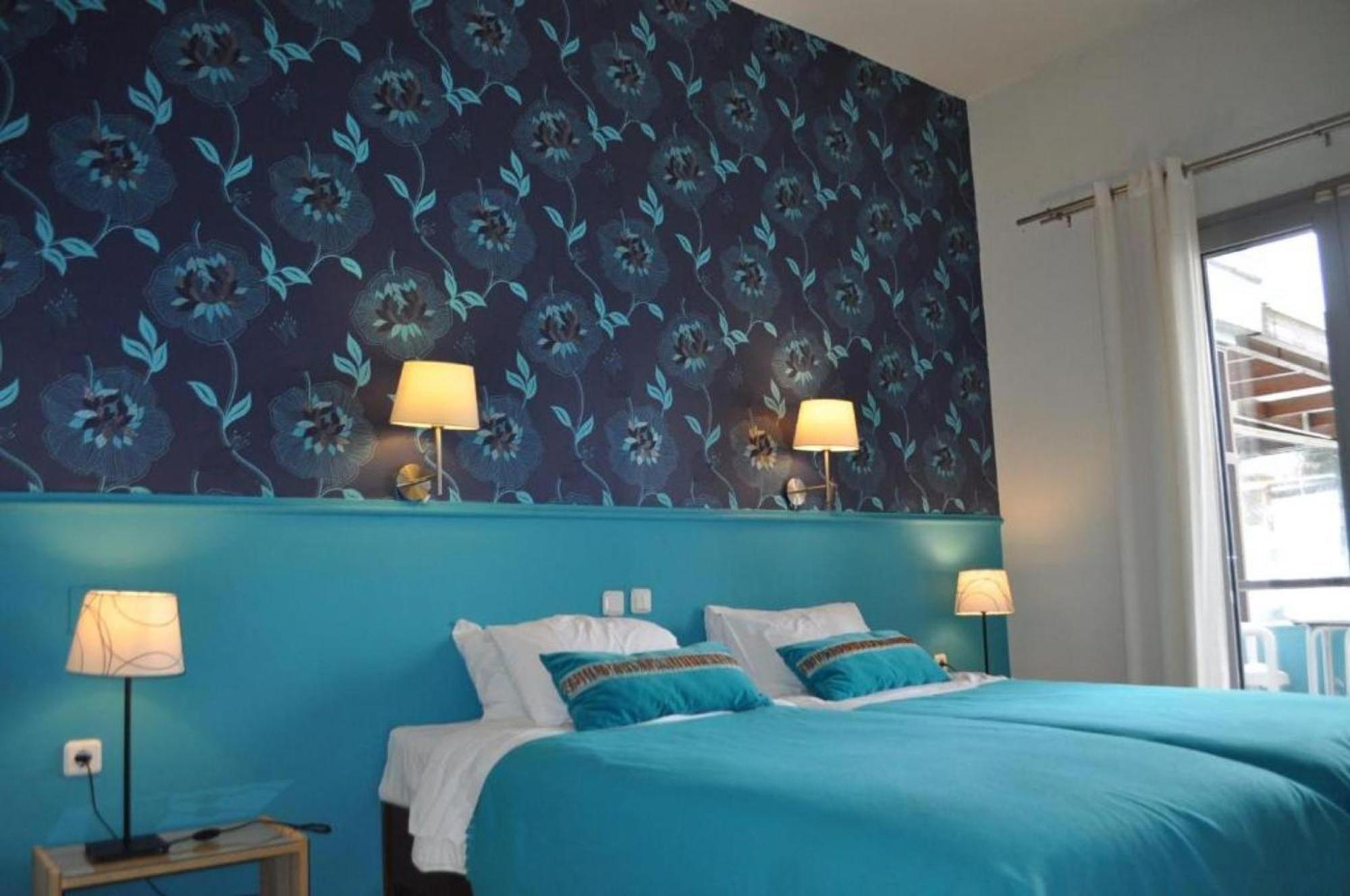Okeania Seafront Rooms In Kaména Voúrla Eksteriør bilde